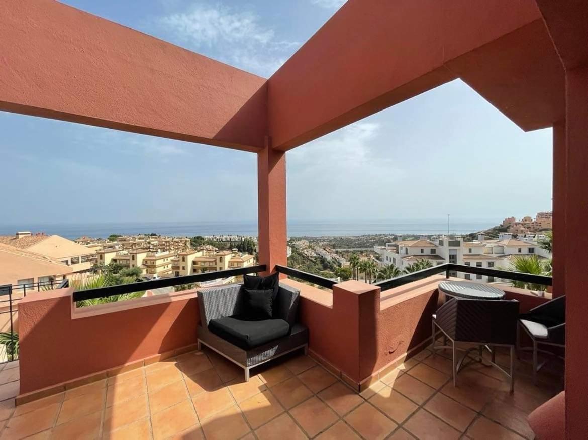 Calahonda Luxury Apartment With A Stunning Sea View Mijas Exterior foto