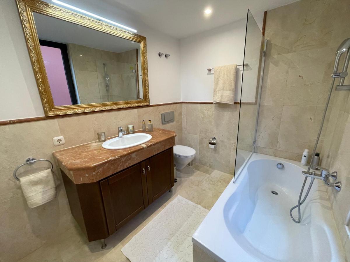 Calahonda Luxury Apartment With A Stunning Sea View Mijas Exterior foto